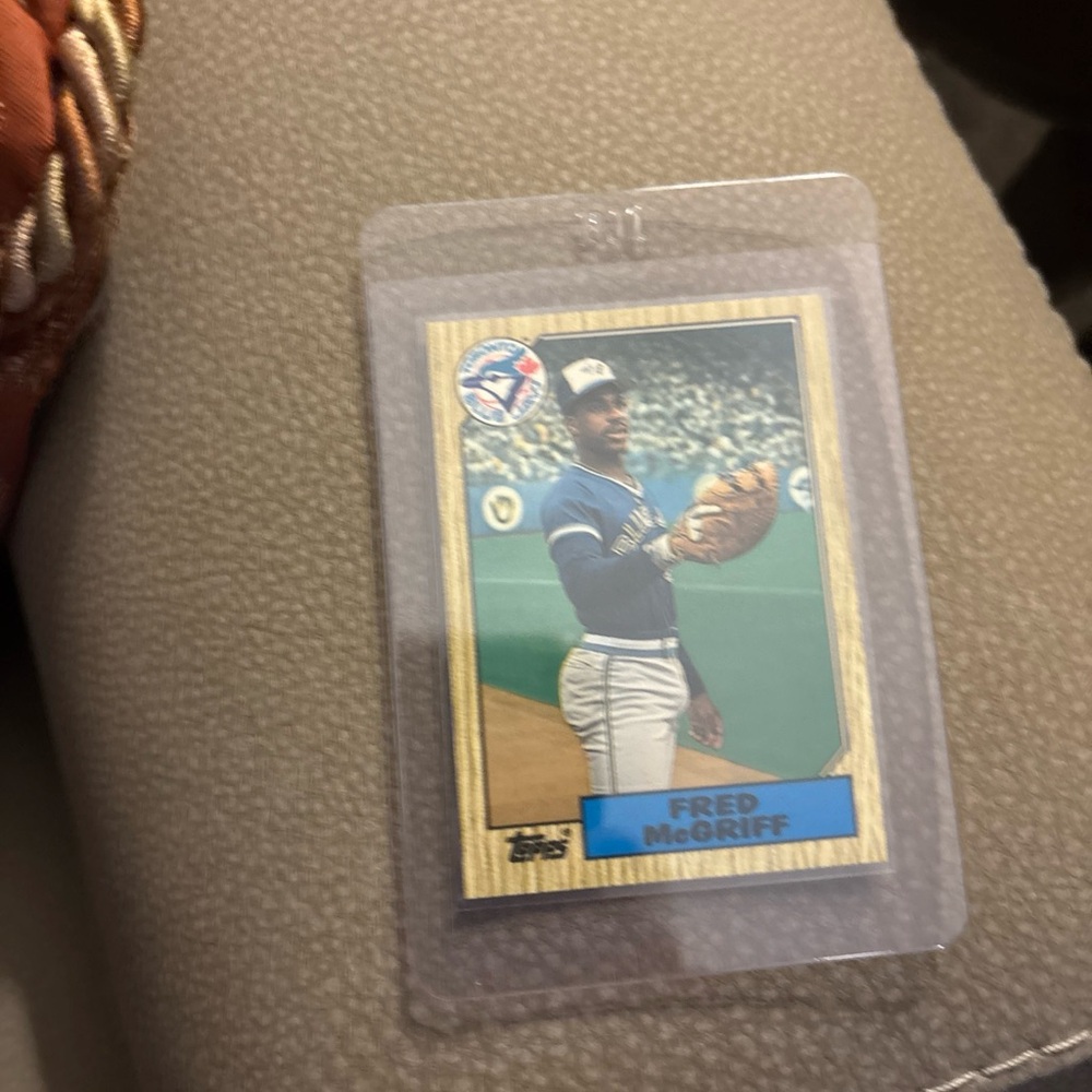 RARE 🔥🔥🔥TOPPS TIFFANY HALL OF FAME Fred McGriff ROOKIE Baseball Card